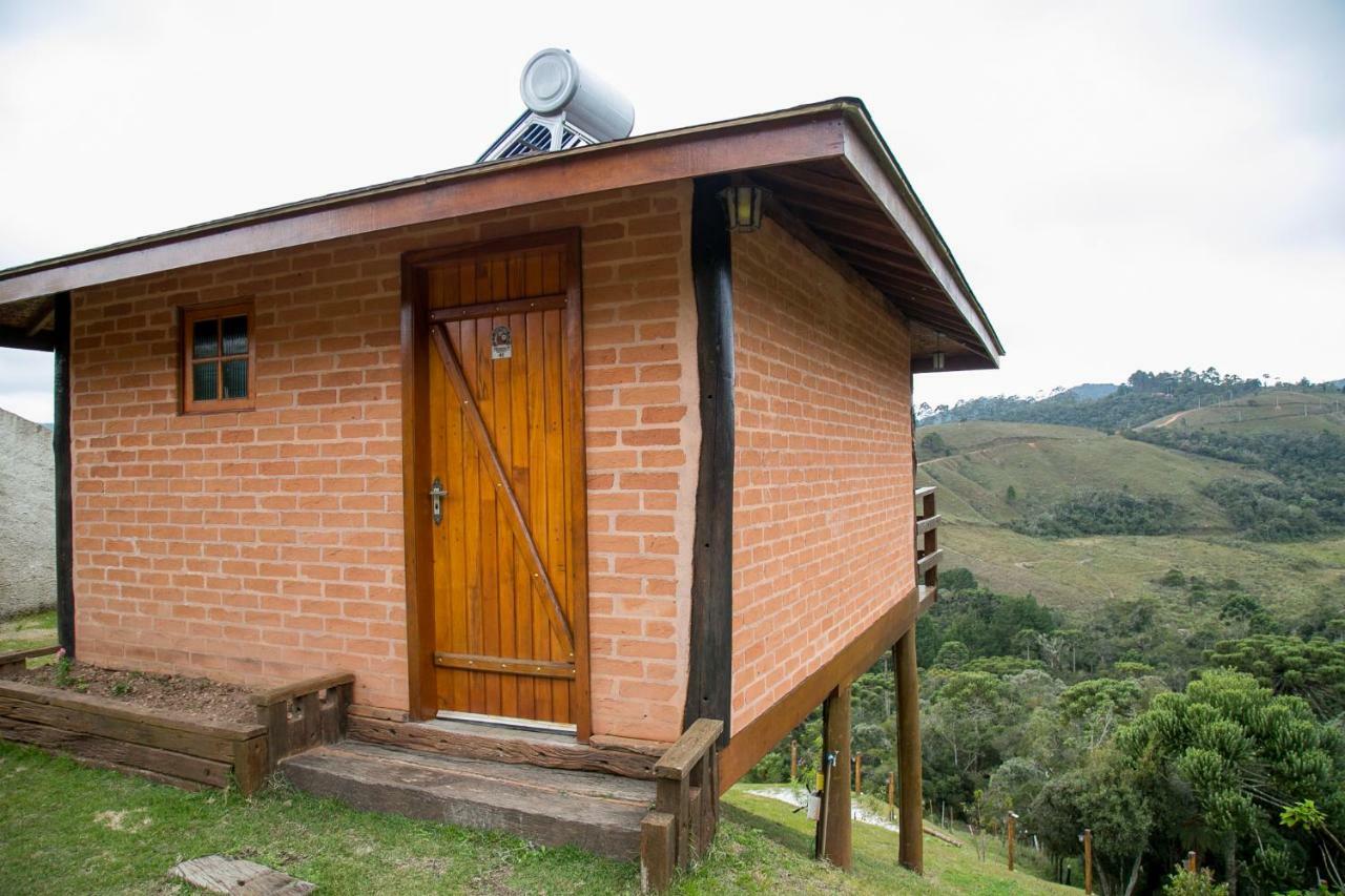 Casa de hóspedes Chales Fazendinha 3*